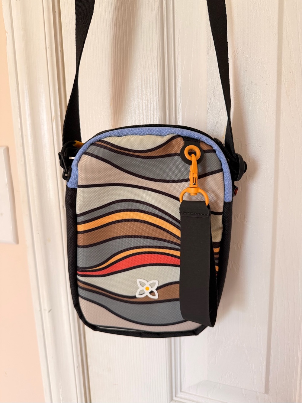 Stylish Multicolor Wave Crossbody Bag - Unbranded